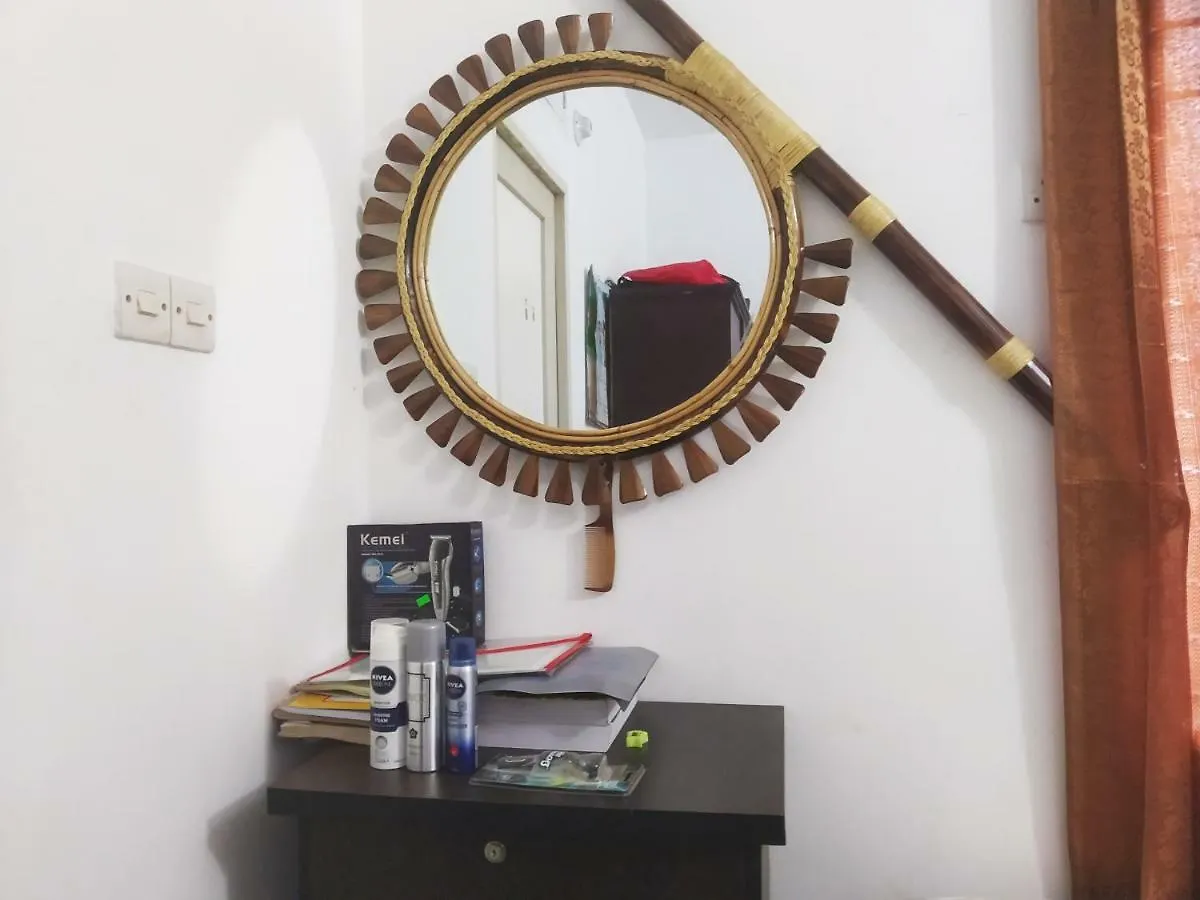 Ur Homestay The Best/Ac+Secured+Lift+Wifi @Uttara Dhaka 0*,
